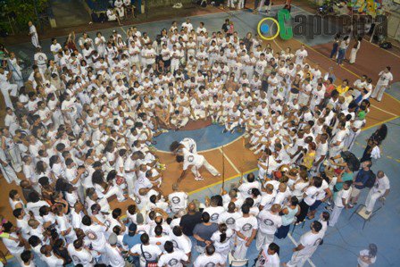 revista_o_capoeira-_50_anos_grupo_senzala_rio_de_janeiro_2013-_foto_luciano_medina_54